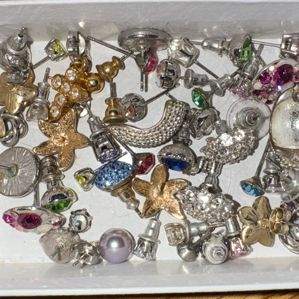 Elegant Mixed Color Stud Earrings Set